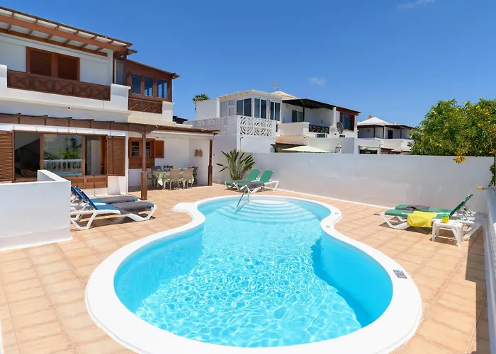 Vila Eric With A Private Stunning Heated Pool *