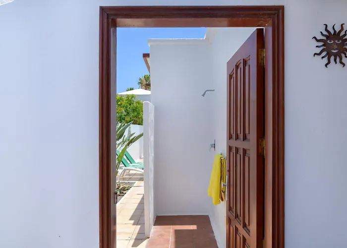 Vila Eric With A Private Stunning Heated Pool