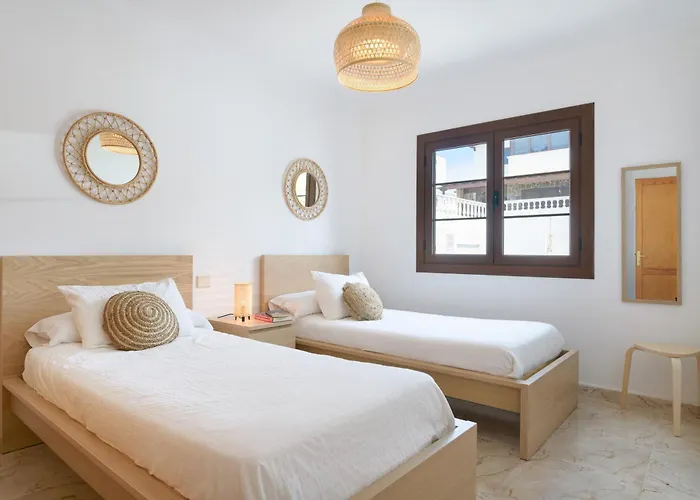 Eric With A Private Stunning Heated Pool *