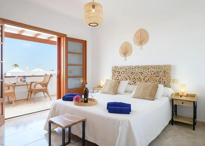 Eric With A Private Stunning Heated Pool Villa Puerto del Carmen (Lanzarote)