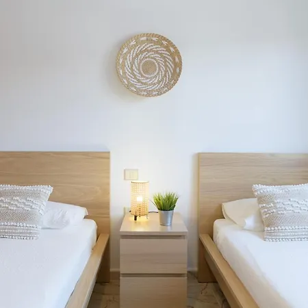 Eric With A Private Stunning Heated Pool *